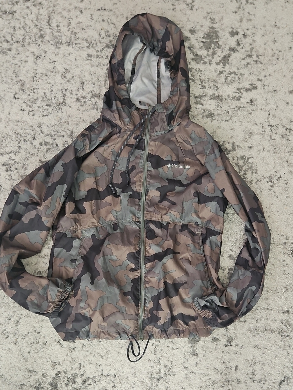 Women's Columbia Camo Hooded Rain Jacket in Brown and Green